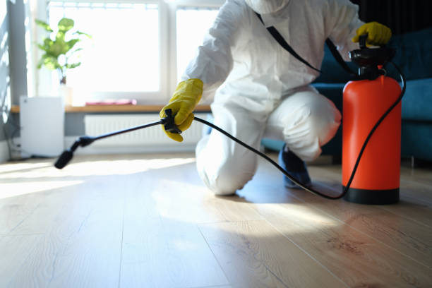 Best Commercial Pest Control Services  in Des Moines, IA